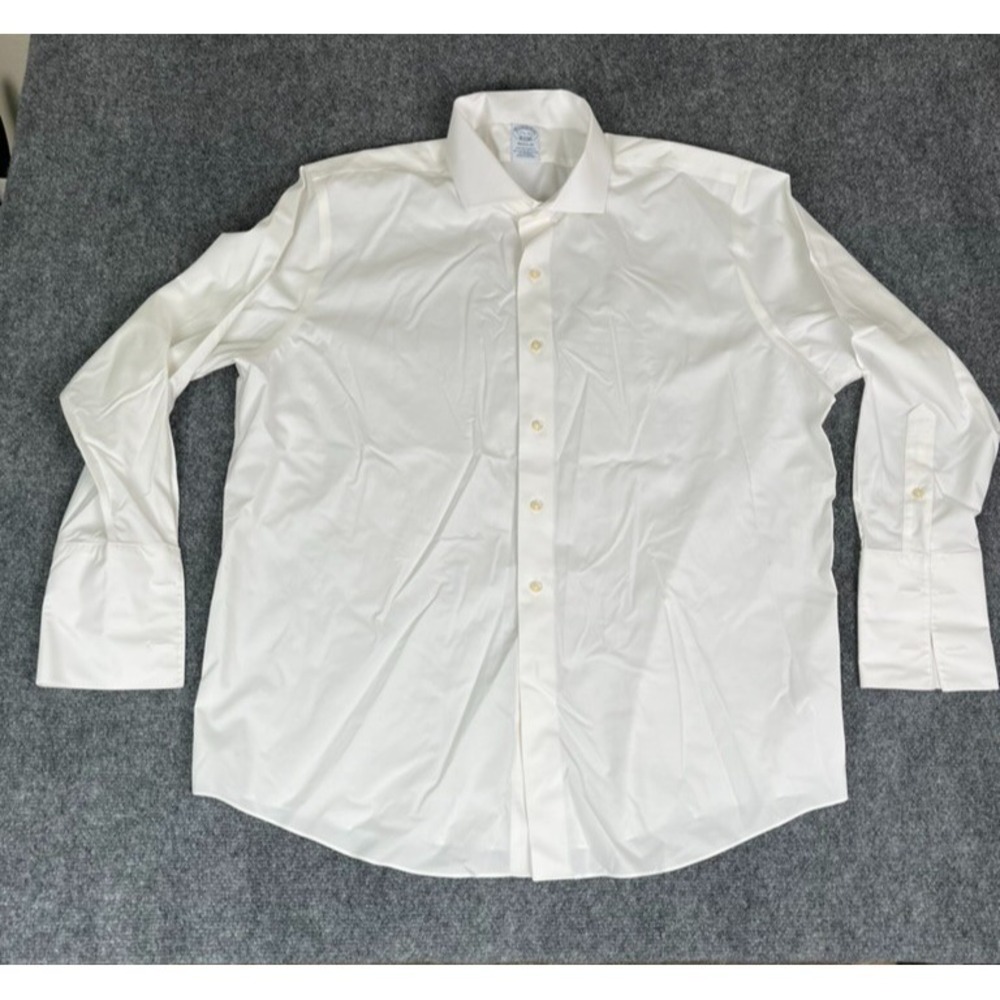 Brooks Brothers Regular Men's Button up White Long Sleeve Shirt Size 17.5-33